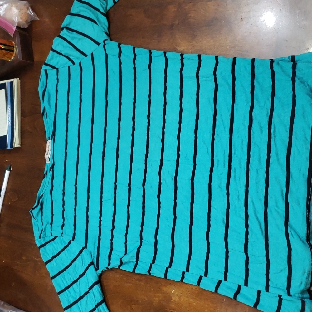 Striped Mid-Sleeve Shirt